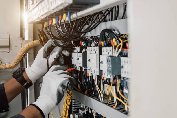 Best Emergency Electrical Repair  in Lake Holiday, VA